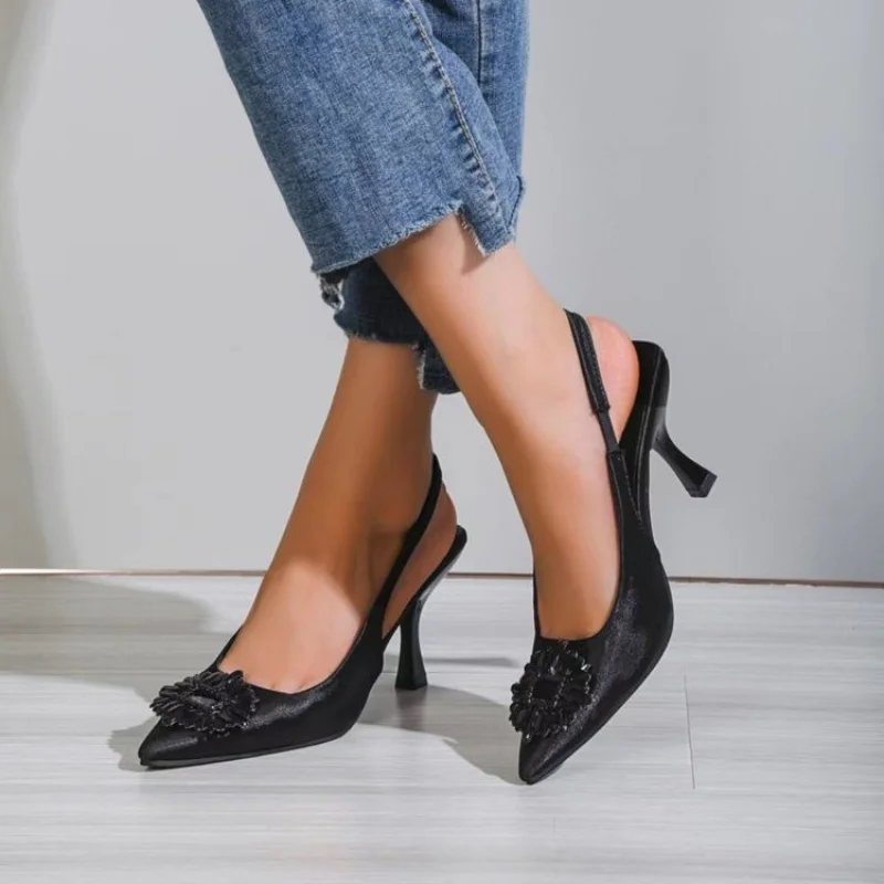 Новые сандалии для женщин Свадебная обувь Zapatillas Mujer Heels Женщины Хрустальная пряжка Горный хрусталь Сандалии на высоком каблуке Остроконечные лодочки 3