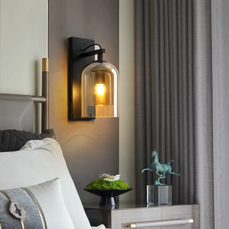 Настенный светильник Прикроватная лампа для спальни Скандинавский современный минималистичный фон гостиной Стена прохода Коридор Свет дымчато-серый Комнатные светильники 1