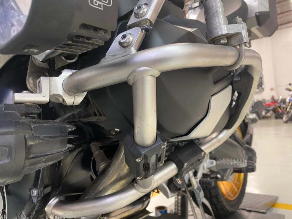 Аксессуары для мотоциклов BMW R1250RT 2018-2021 2022 2023 2021 R 1250 RT RS R R1250 Крышка и защита двигателя Crap Flap 5