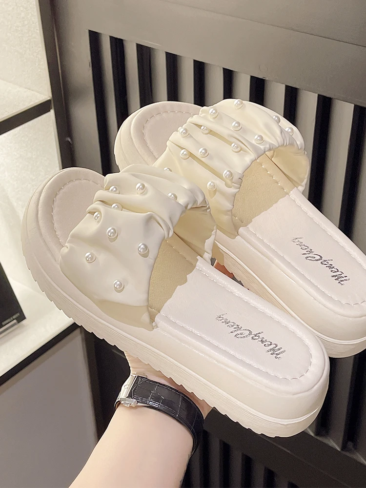 Домашние тапочки Платформа Летняя женская обувь Pantofle Luxury Slides Med 2023 Дизайнерская плоская мягкая обувь Rome PU Женская Med Женская женская 1