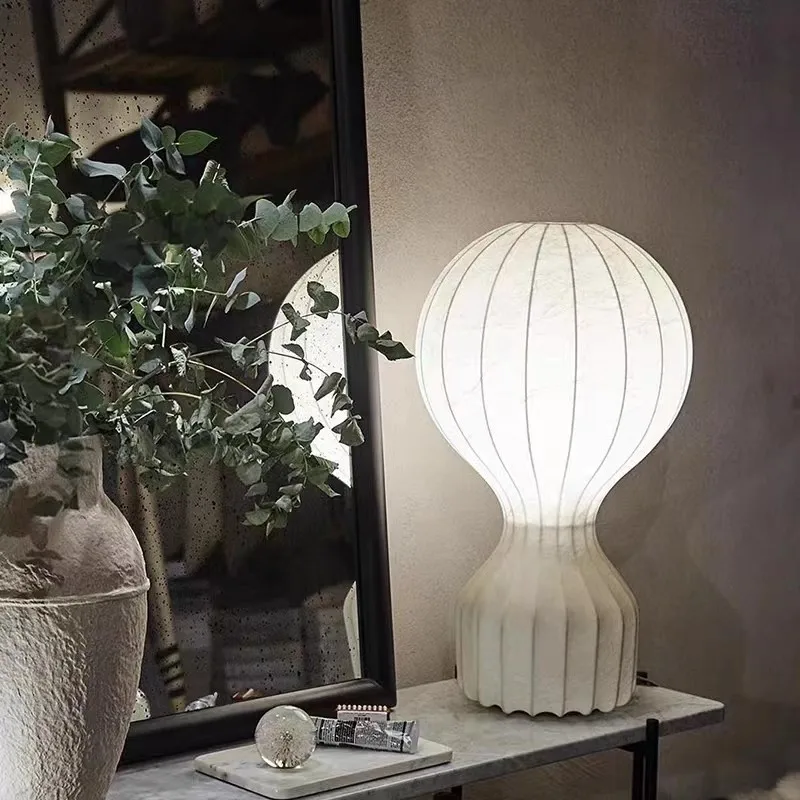 Gatto Cocoon Настольная лампа Nordic Designer шелковая лампа Для барного кабинета Крытый домашний прикроватный свет с горячим воздухом Лампа для гостиной спальни 4