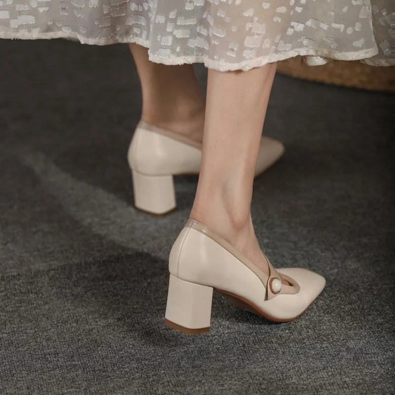 Квадратные каблуки Готическая женская летняя обувь Обувь для женщин 2023 Мэри Джейн со средним белым японским стилем Lolita E Chic Point 3