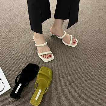 2023 Летние женские тапочки Мода На открытом воздухе Низкий носок Низкие каблуки Слайды Дамы Элегантный Высокое Качество Пляжный Отдых 2