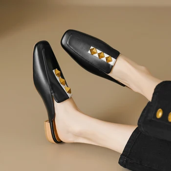 2023 Летние тапочки Женская обувь из натуральной кожи для женщин Квадратный носок Низкий каблук Мюли Элегантные сандалии Женщины Cover Toe Slides 4