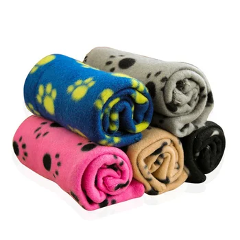 5 Pack Флисовые одеяла для собак и кошек Мягкий теплый коврик для сна для щенков Покрывало для кровати с цветной печатью лапы Переносные пушистые одеяла для домашних животных на открытом воздухе