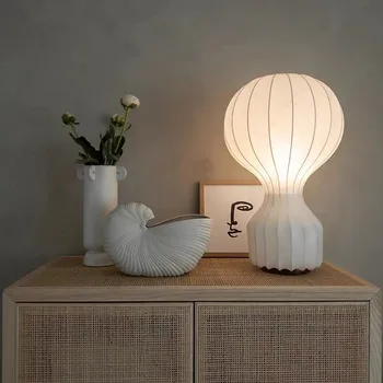 Gatto Cocoon Настольная лампа Nordic Designer шелковая лампа Для барного кабинета Крытый домашний прикроватный свет с горячим воздухом Лампа для гостиной спальни 3