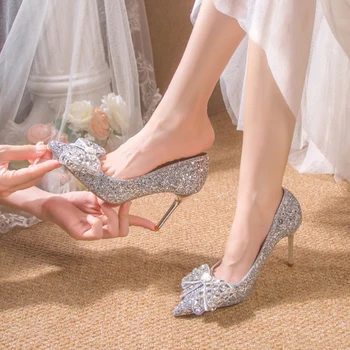 Plus Размер 43 Серебряная Свадебная Обувь Женщины 2023 Горный Хрусталь Галстук-Бабочка Высокие Каблуки Туфли Женщина Острый Носок Дамы Пайетки Обувь Для Вечеринок 0