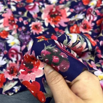 Мода Потрясающая Игривая Печать Цветочный Эластичный Креп Де Шин Шелковая Ткань Темперамент Платье Рубашка Ткань Дизайнерская ткань 2