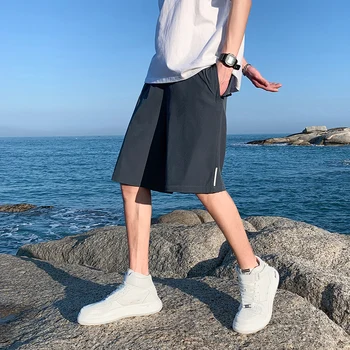 Новая мода Летние мужские пляжные шорты Однотонные повседневные шорты с прямым принтом Спортивные штаны Тонкие мягкие быстросохнущие спортивные шорты