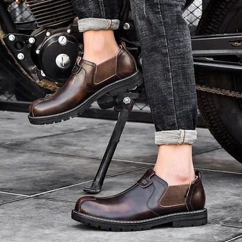 Новое поступление Ретро Буллок Дизайн Мужчины Классическая деловая вечерняя обувь Кожаная обувь с острым носком Мужская оксфордская классическая обувь 2021 новый