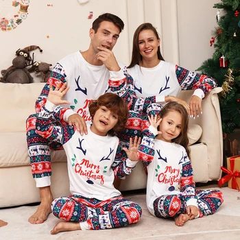 Рождественская семья Подходящие наряды Взрослый ребенок 2023 Новости Пижама Одежда Комплект Детские комбинезоны Повседневная пижама Рождественский семейный образ Пижама
