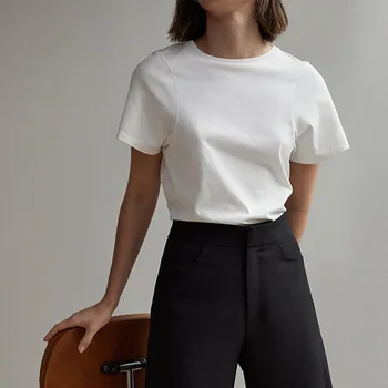 Роскошная дизайнерская базовая футболка бренда Женщина 2024 Летний повседневный базовый пуловер с круглым вырезом и коротким рукавом 3