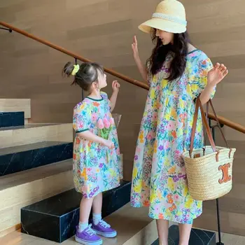 Семейная одежда Мать и дочь Красочные цветочные платья принцессы Лето с пышным рукавом Пляжное платье с открытой спиной 2-8 лет Vestidos 3