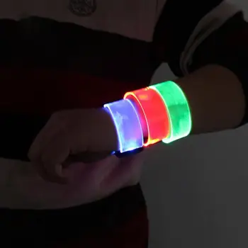 Силиконовый светодиодный браслет со звуковым управлением Светодиодный светоизлучающий браслет Световой браслет Развлекательная вечеринка Браслет Хэллоуин Ремень 2